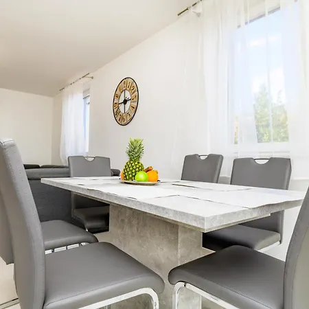 Gt Apartment